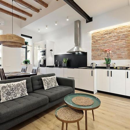 Poble Sec Charming Apartment バルセロナ エクステリア 写真