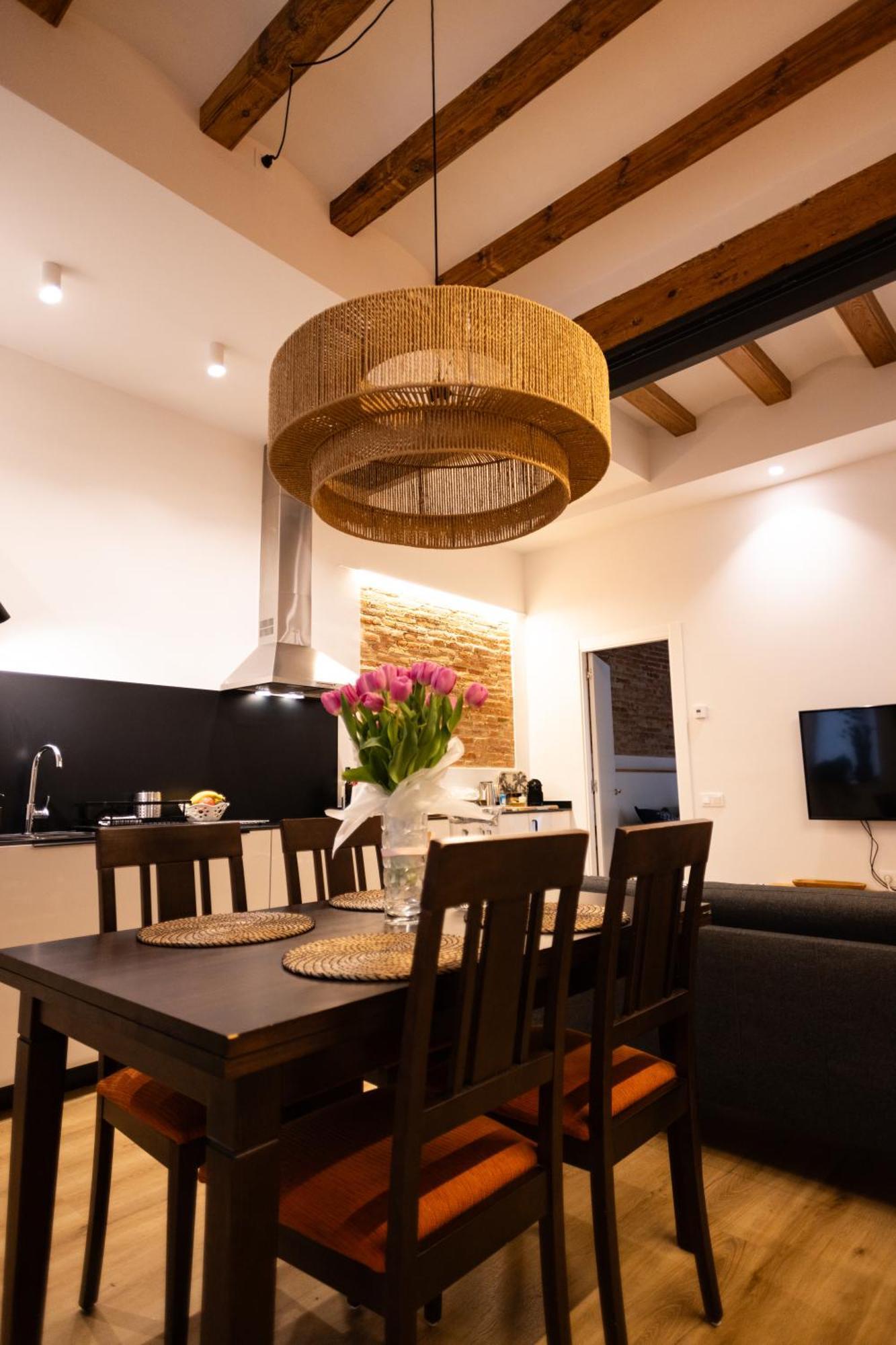 Poble Sec Charming Apartment バルセロナ エクステリア 写真