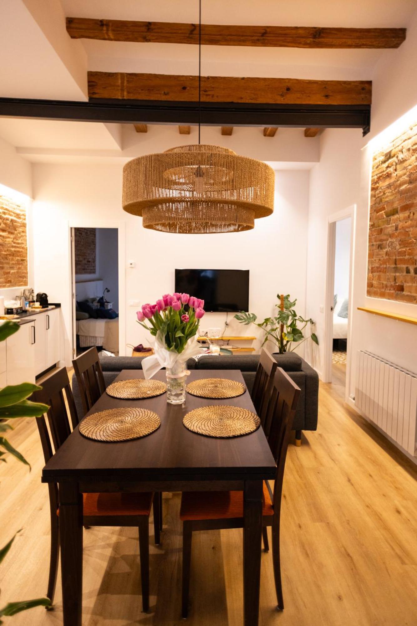 Poble Sec Charming Apartment バルセロナ エクステリア 写真